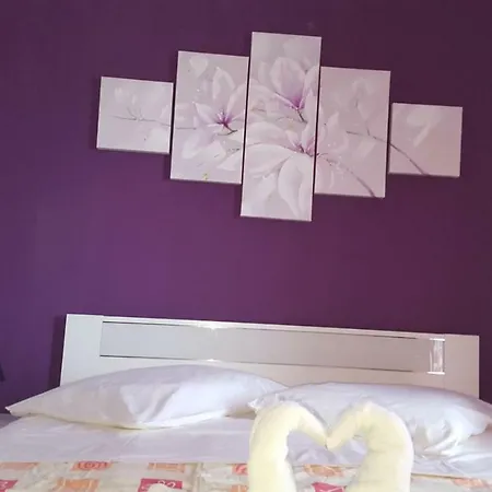 Marenda Apartment